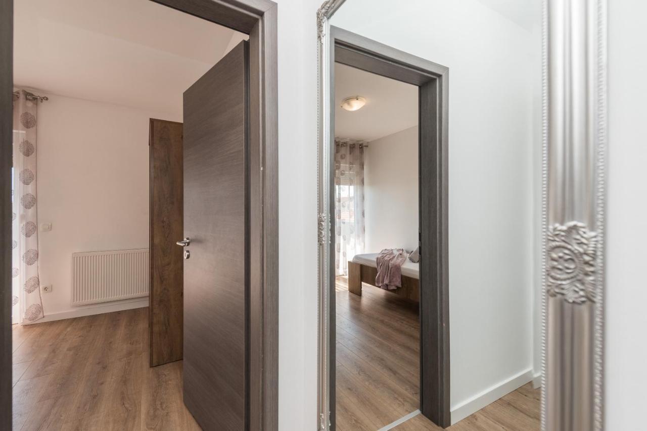 Apartmani Dmarie Privlaka  Εξωτερικό φωτογραφία