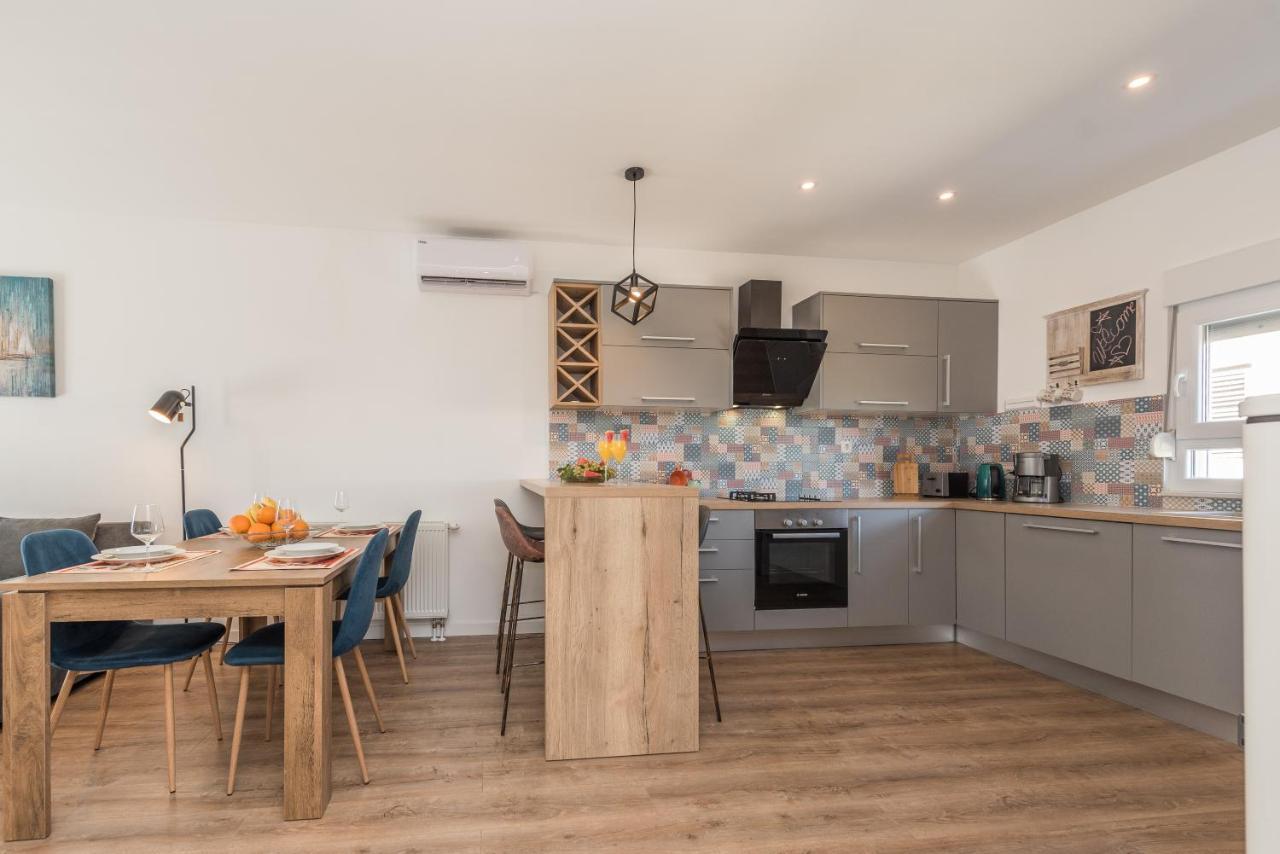 Apartmani Dmarie Privlaka  Εξωτερικό φωτογραφία
