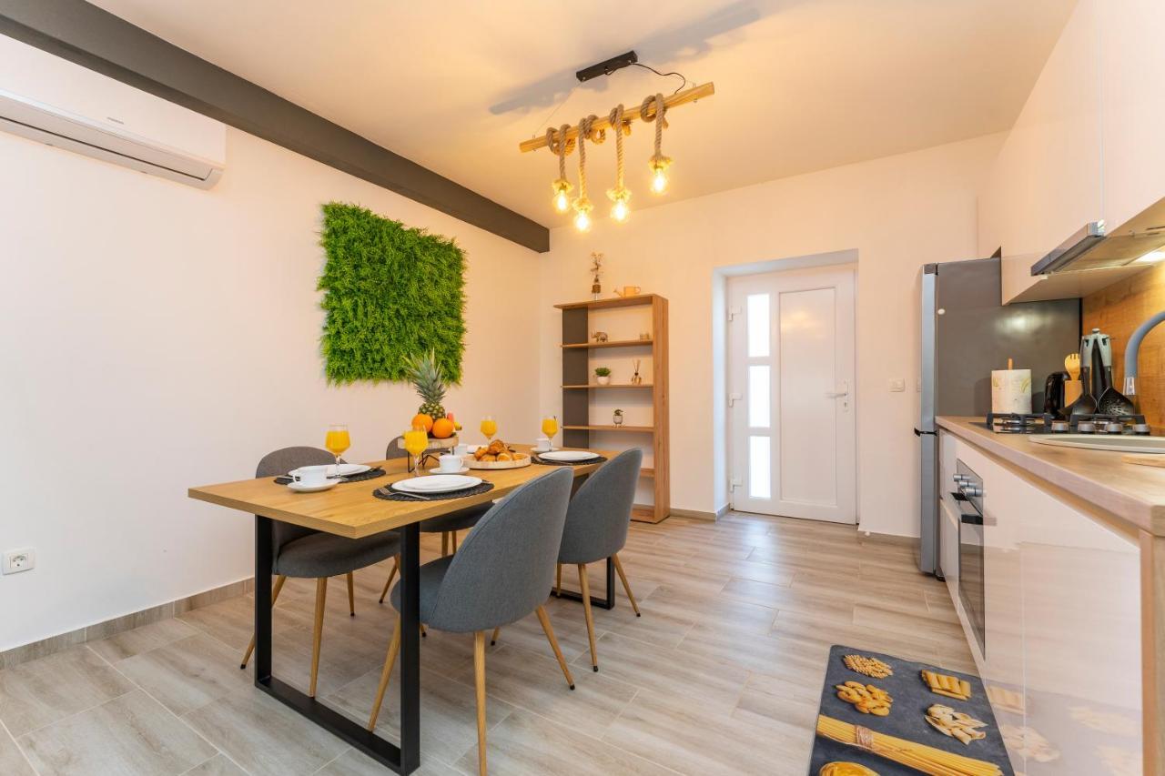 Apartmani Dmarie Privlaka  Εξωτερικό φωτογραφία